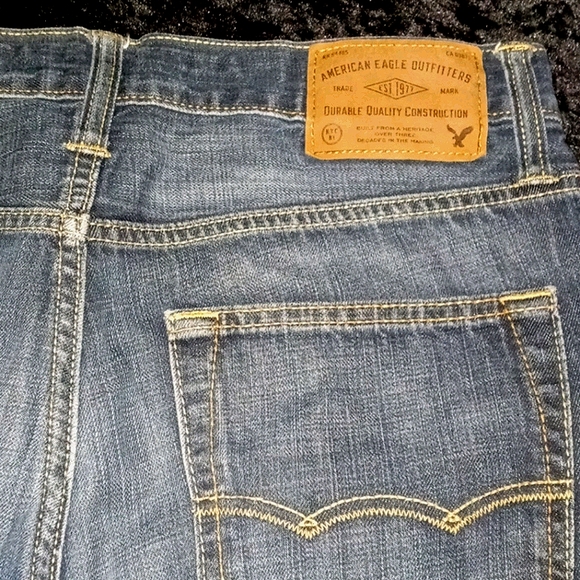 American Eagle Outfitters jeans - Picture 2 of 3